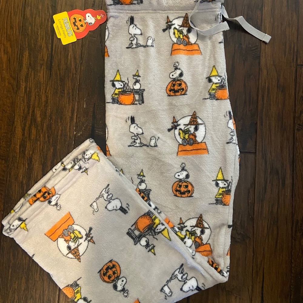 Peanuts Snoopy Halloween PJ pants